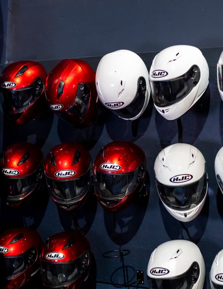 raceparx middle east gokarting helmets
